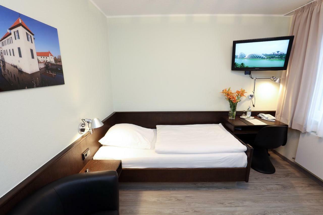 Hotel Kroeger Ennigerloh المظهر الخارجي الصورة